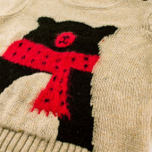 Детски пуловер в капучино с апликация 2